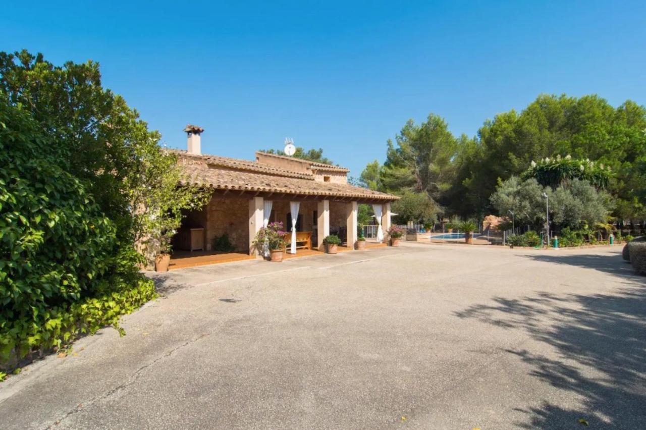 Lletreres Ferienhaus